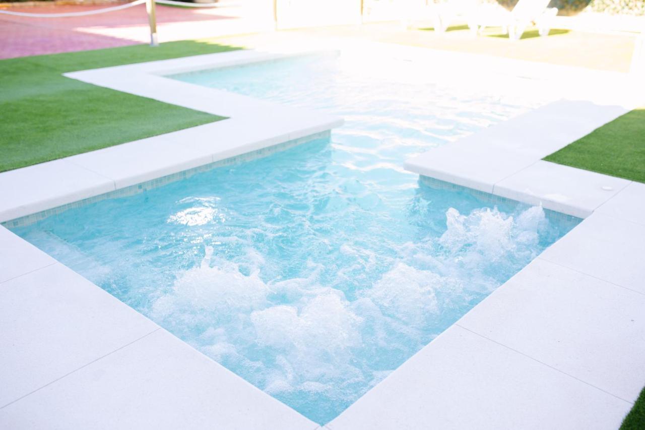 Casa Luxury "El Olivo De Cordoba" Con Jacuzzi Y Parking Privado Pensionat Exteriör bild